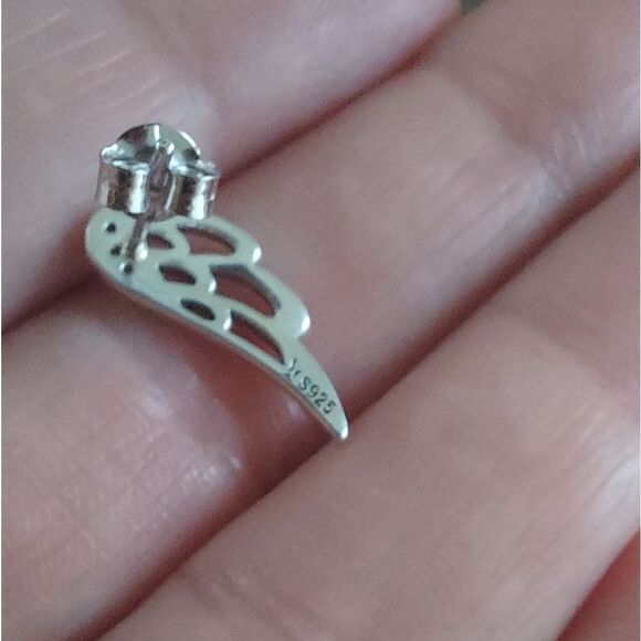 925 Sterling Silver Wings Earrings - Picture 4 of 5